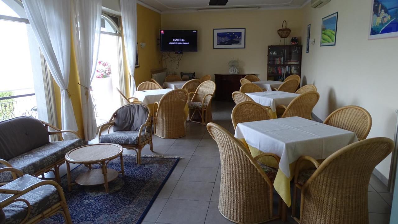 Hotel Merano Brenzone sul Garda Eksteriør bilde