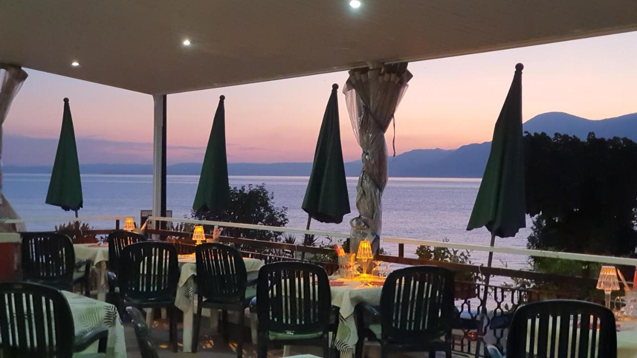 Hotel Merano Brenzone sul Garda Eksteriør bilde