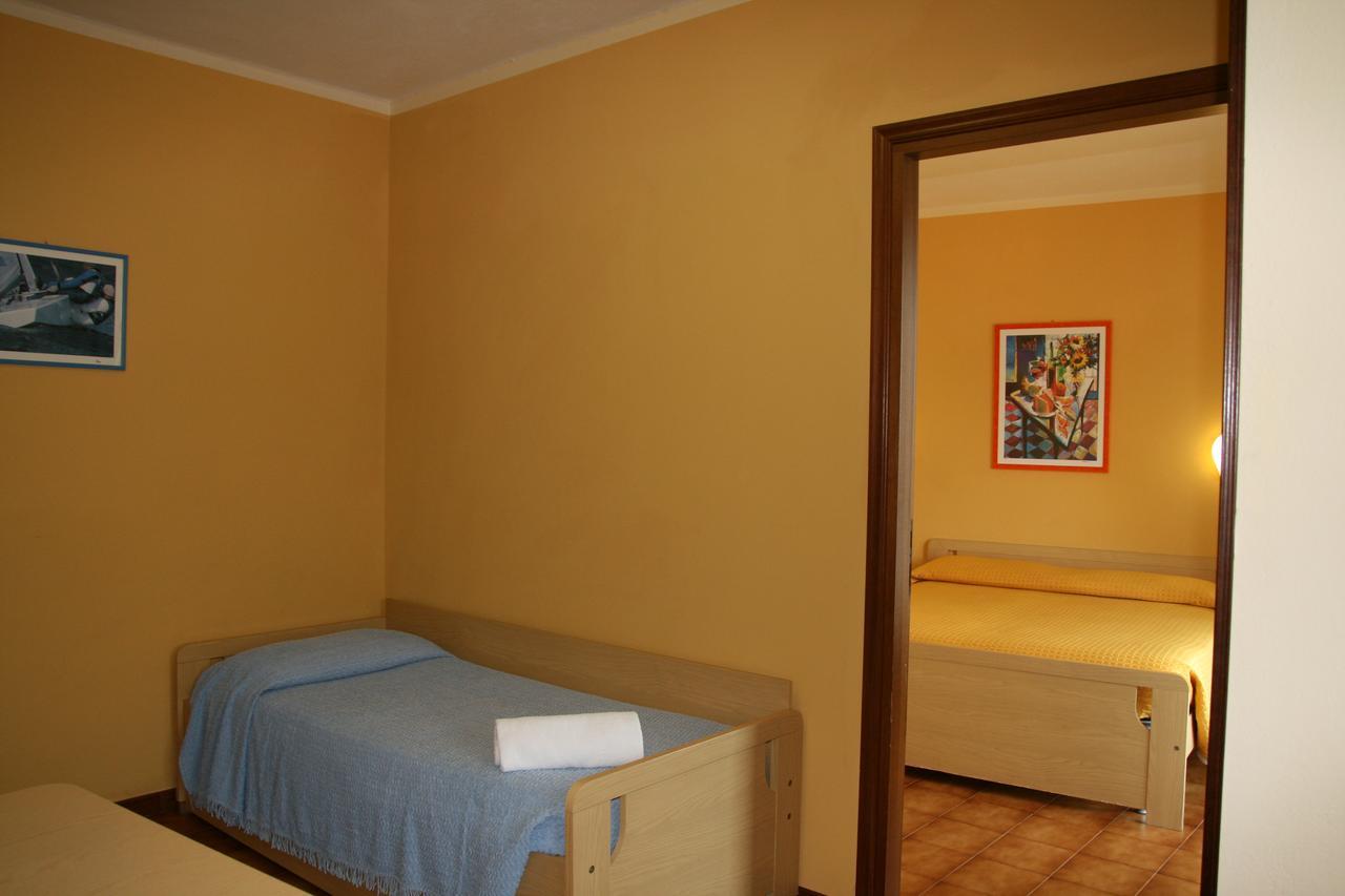 Hotel Merano Brenzone sul Garda Eksteriør bilde